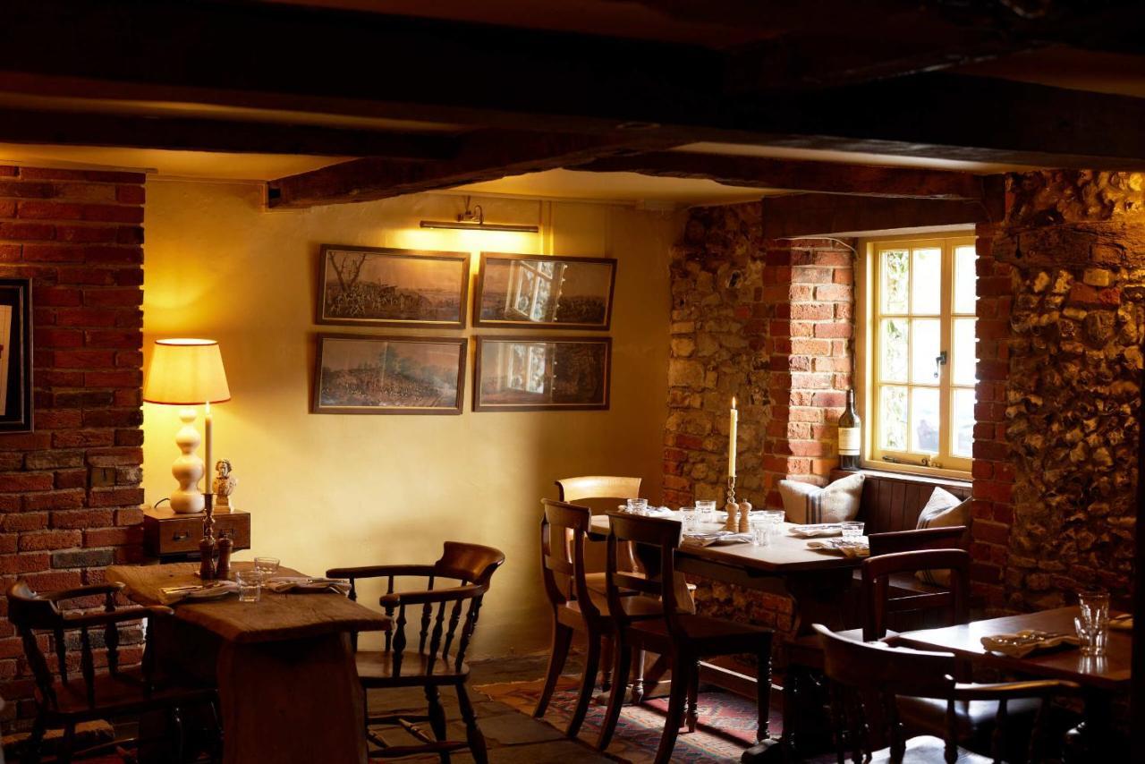 The Queen'S Head Broad Chalke Eksteriør bilde