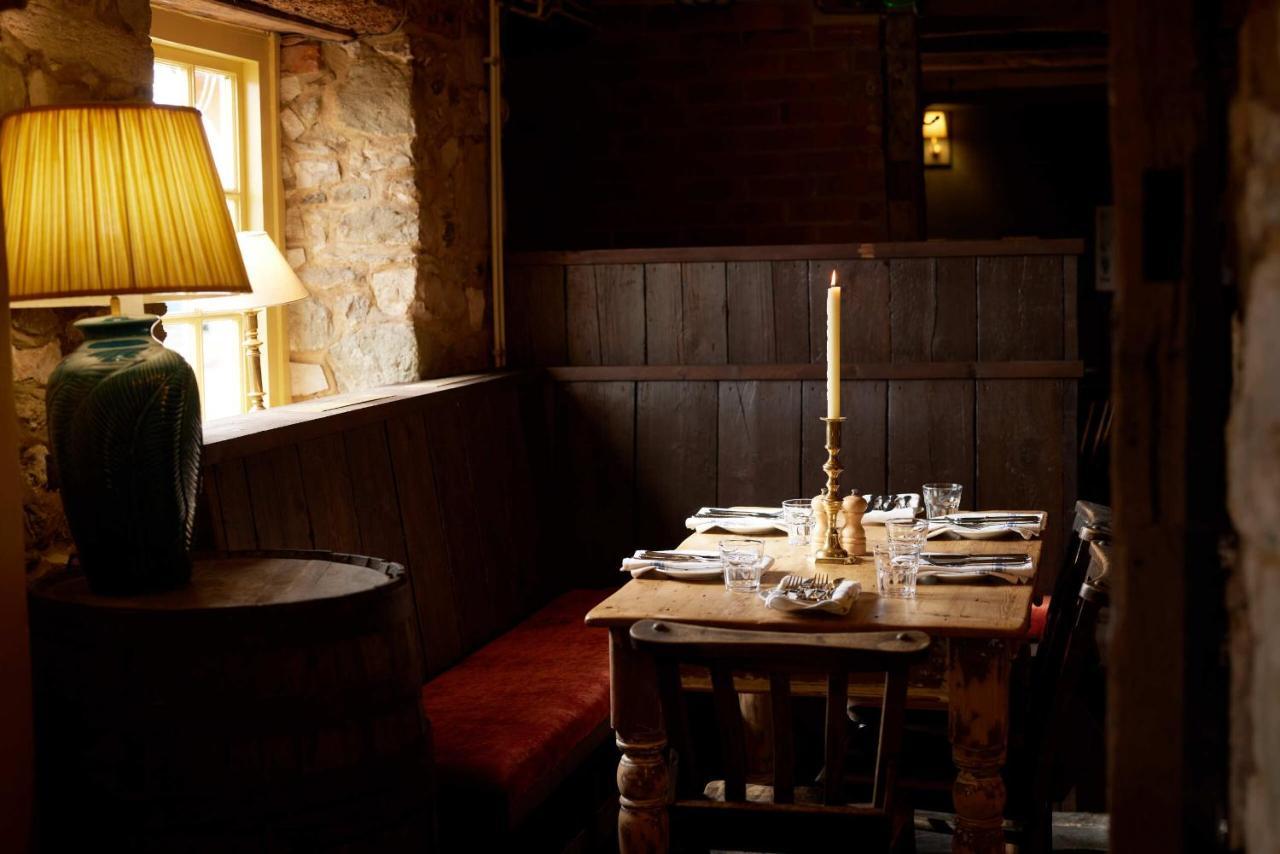 The Queen'S Head Broad Chalke Eksteriør bilde